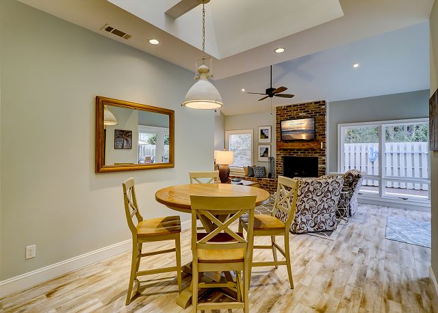Breakfast Area/Double Dining