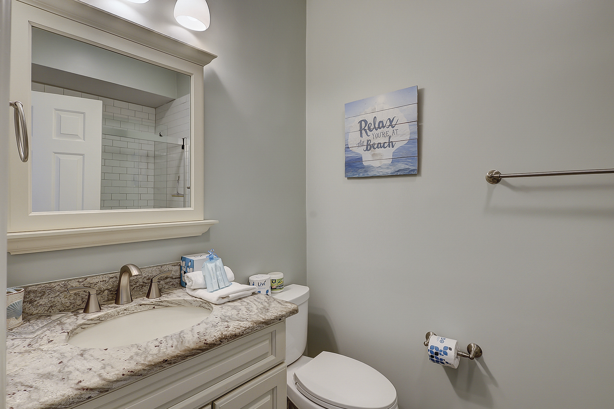 Queen Bedroom Attached Bathroom