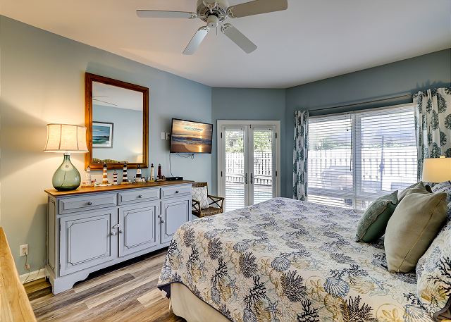 1st Floor King Suite