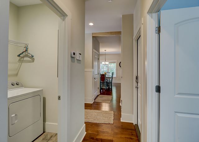Laundry - Washer/Dryer