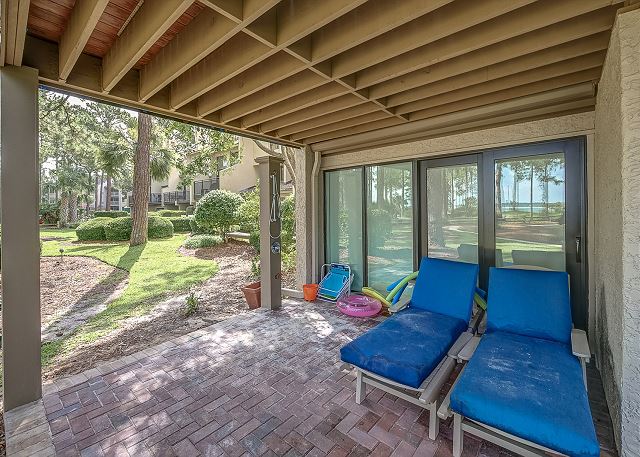 Patio & Outside Shower