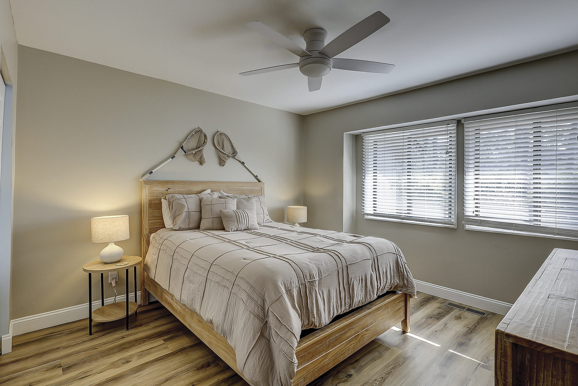 2nd Floor Queen Suite