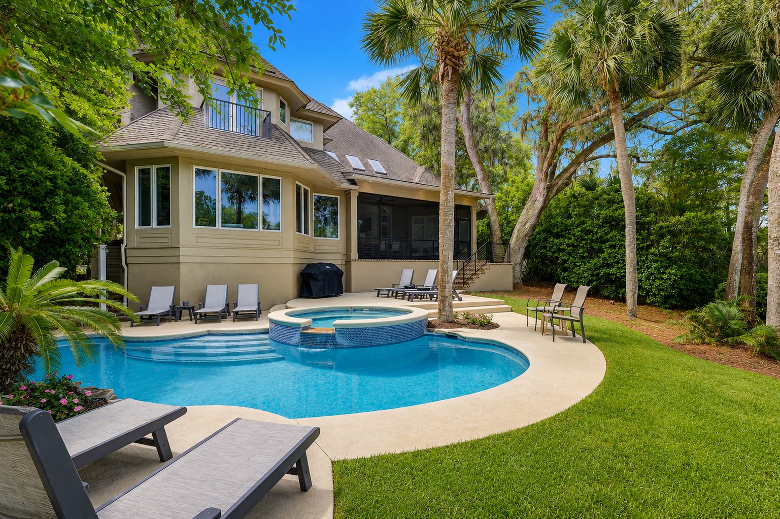 4 Beach Lagoon