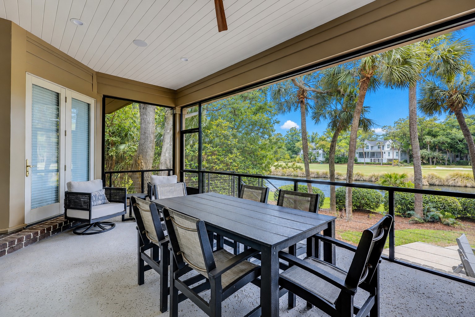 Screened Porch - 4 Beach Lagoon Road