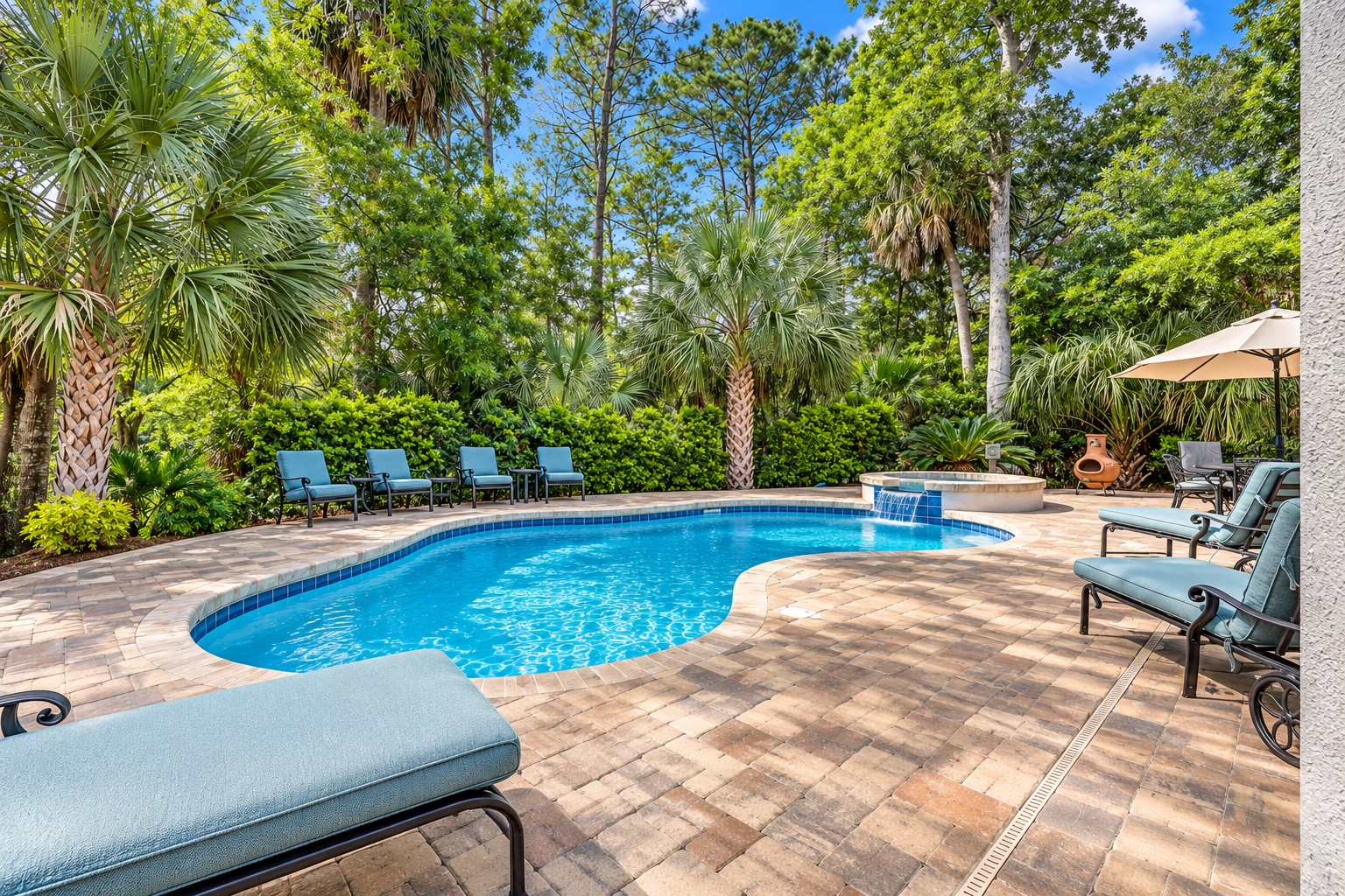 37 St. George - Pool Area