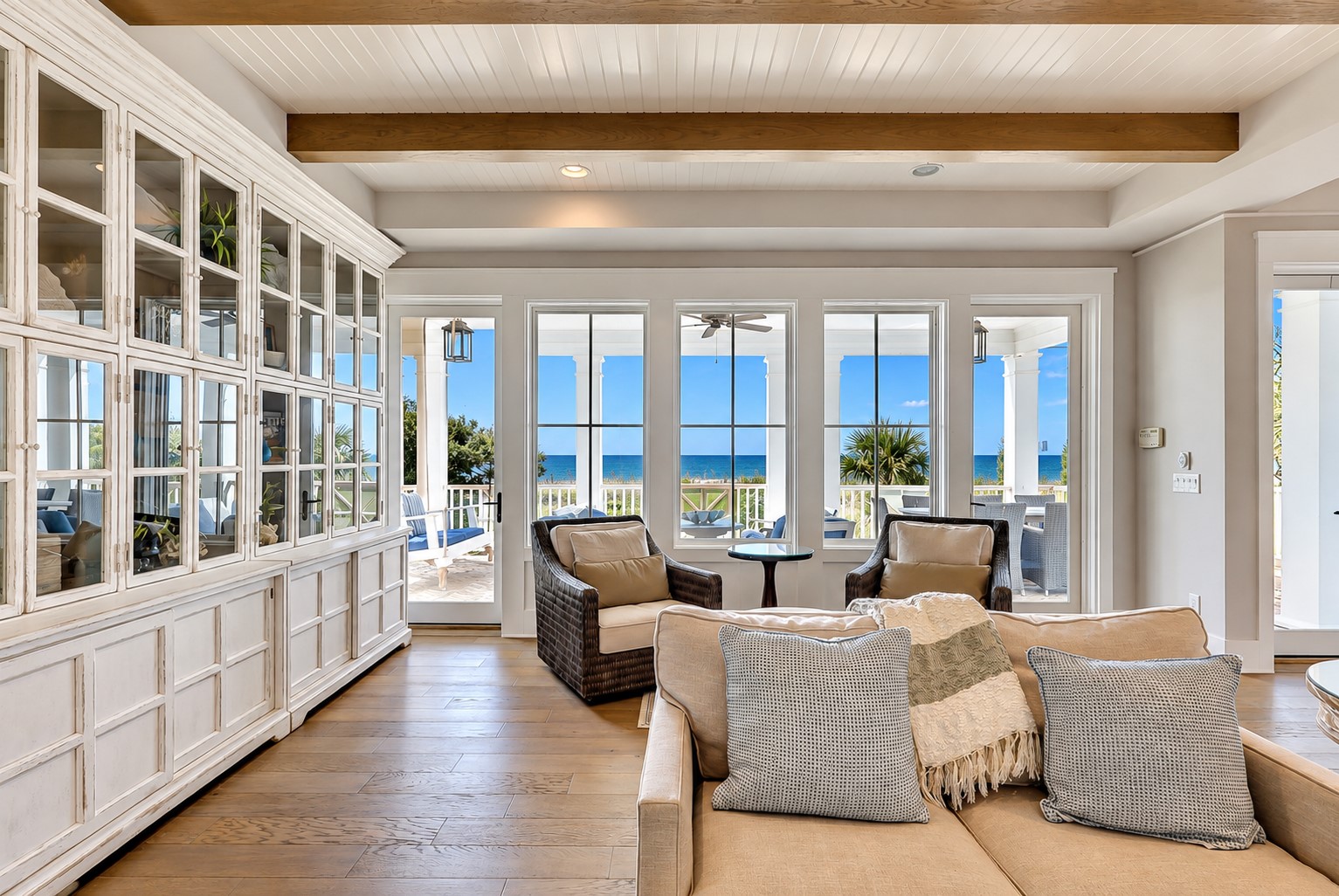 31A Dune - Main Living Area