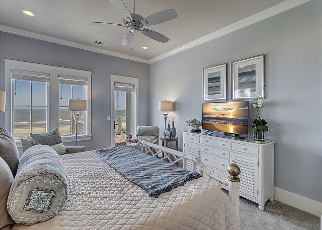 2nd Floor King Suite
