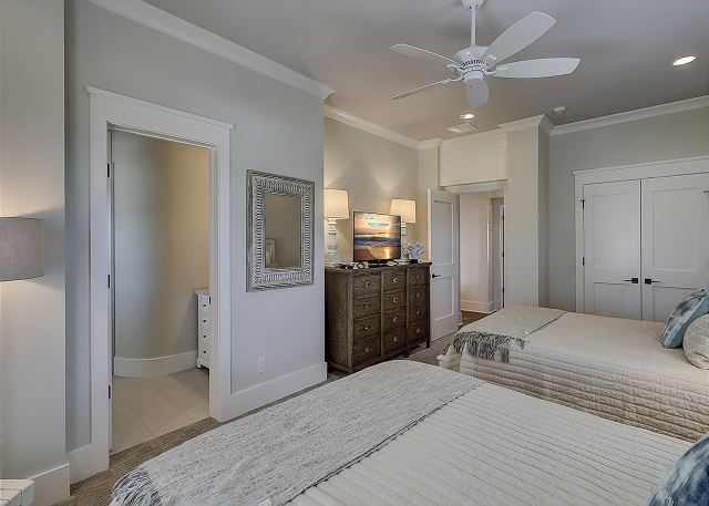 2nd Floor Guest Suite