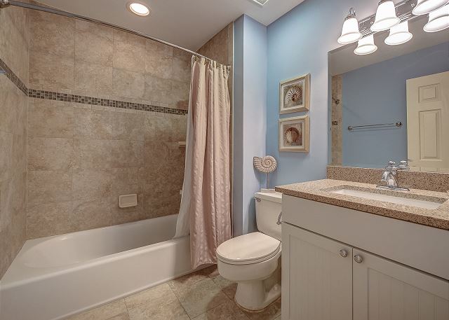 Guest Full Bathroom