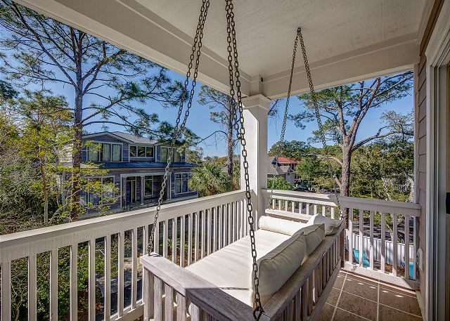 2nd Floor King Suite Patio