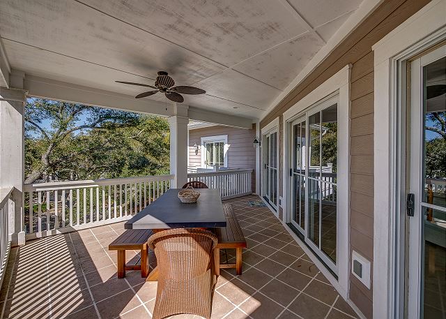 2nd Floor Outside Dining Area