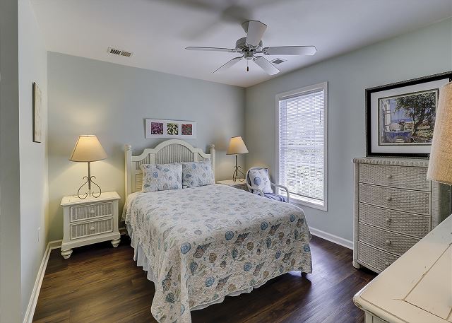 Queen Suite