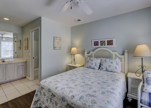 Queen Suite