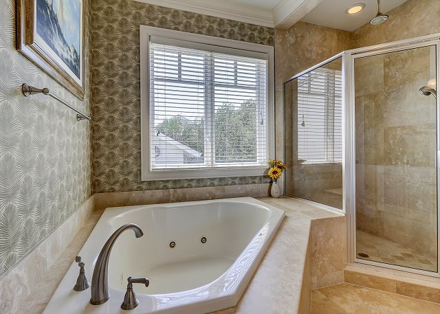 2nd Floor Master Suite Full Bathroom