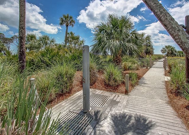 Shorewood Beach Access