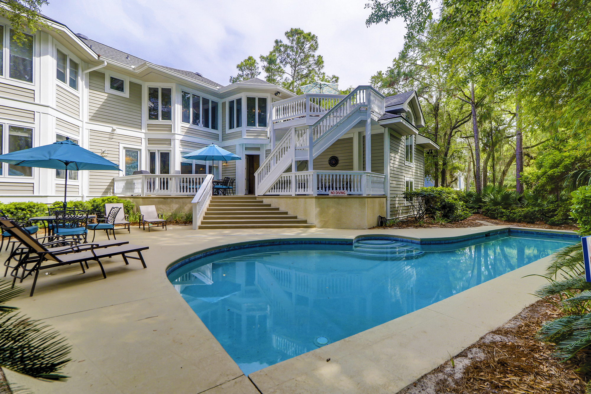 Featured Property 3 Galleon