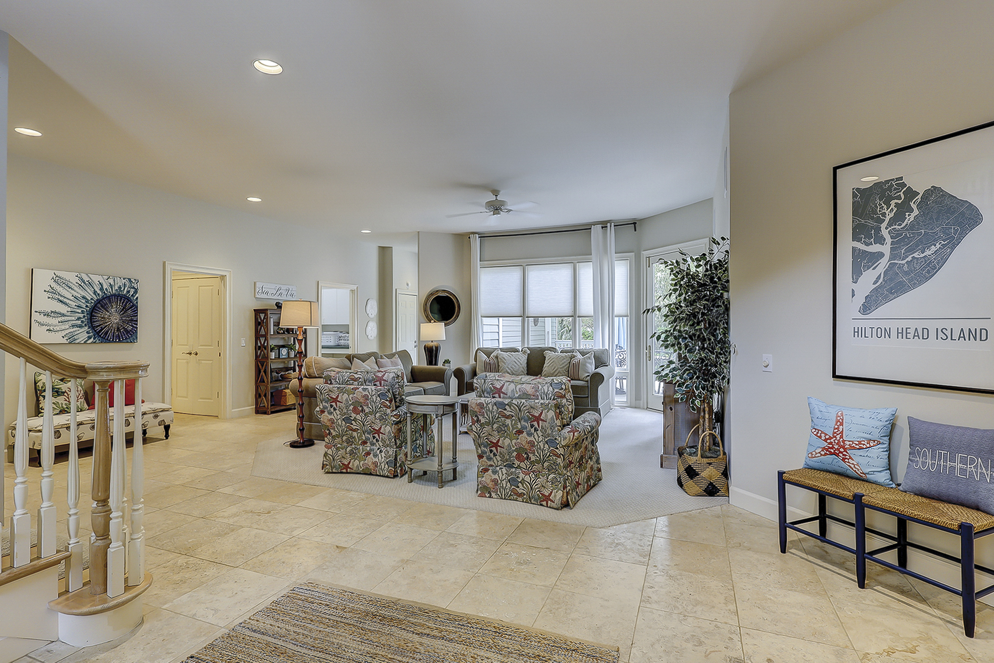 1st Floor Living Area