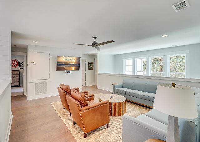 2nd Floor Family Room
