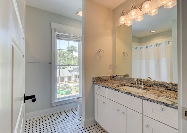 2nd Floor Guest Full Bathroom