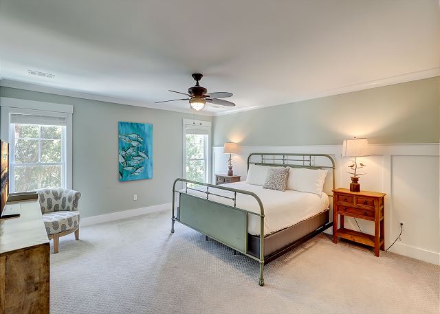 2nd Floor King Suite