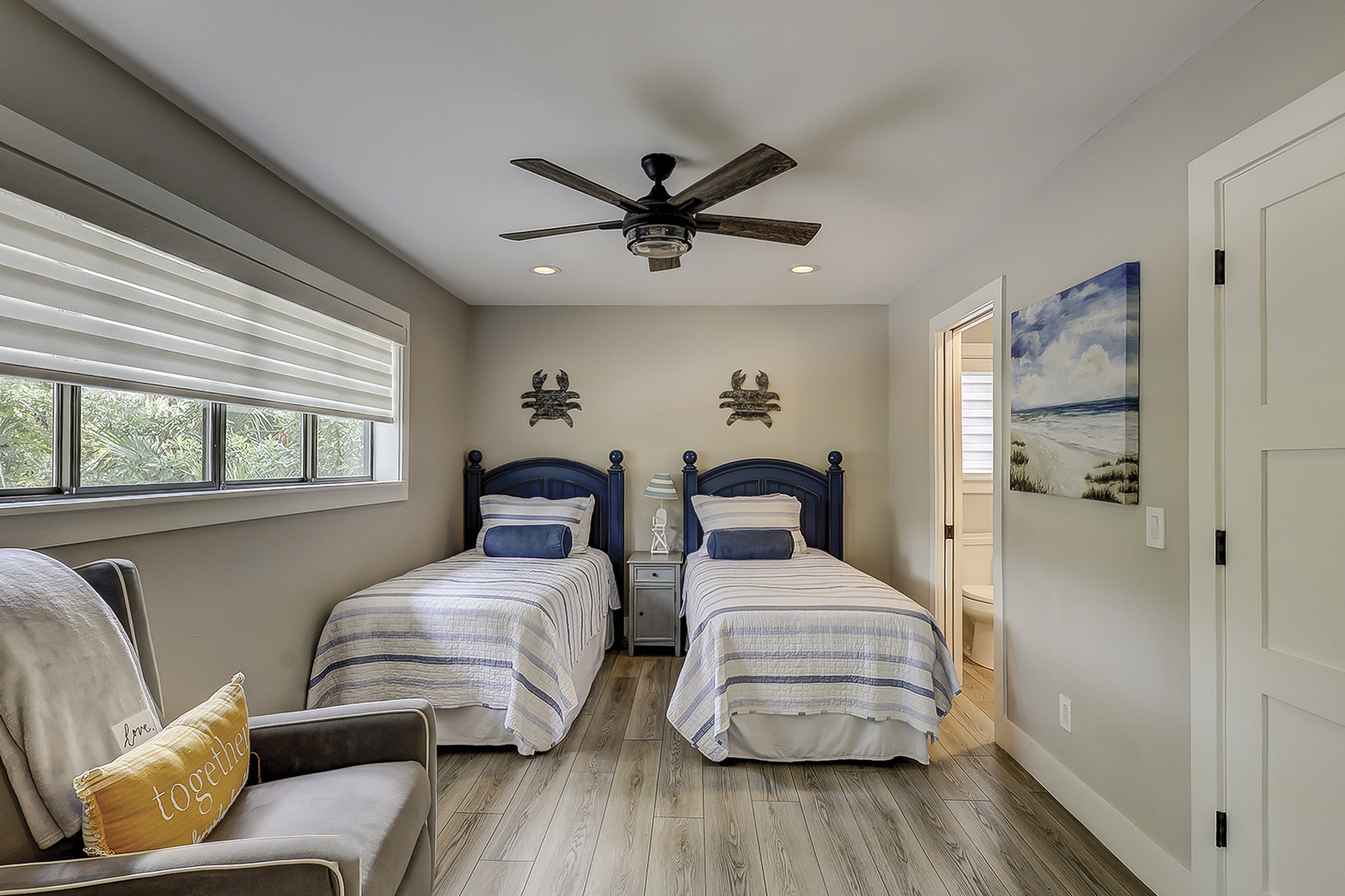 Guest Bedroom - 2 Twins