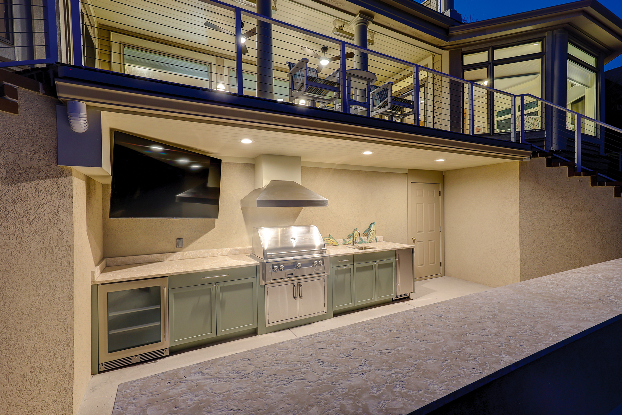 Outdoor Kitchen