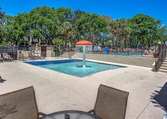 Island Club Kiddy Pool