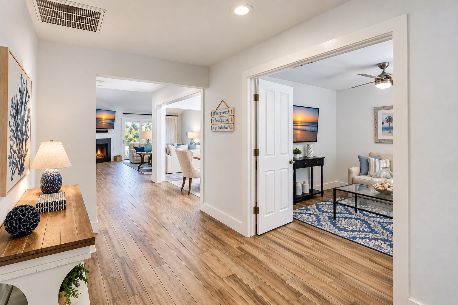 8 Turtle Lane Club - Entry
