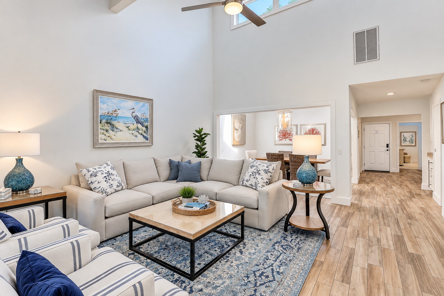 8 Turtle Lane Club - Living Area