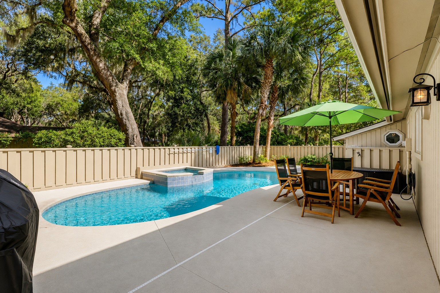 12 Deer Run - Pool Area - The Vacation Company