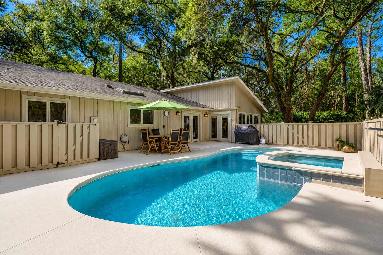 12 Deer Run - The Vacation Company