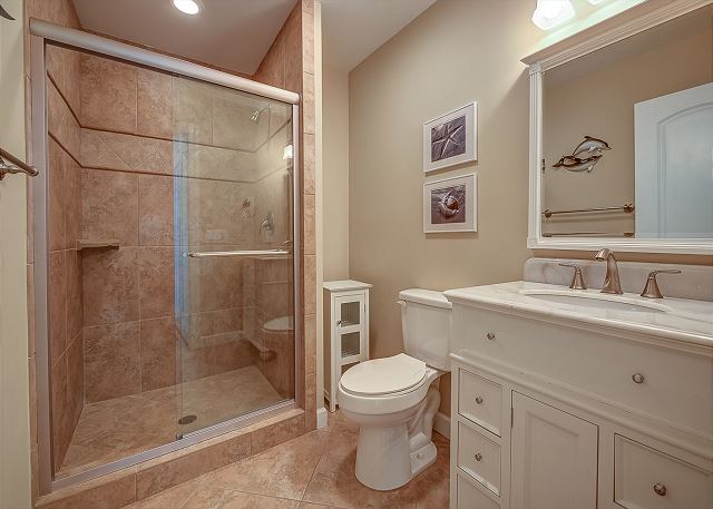 Powder Room/Full Bathroom