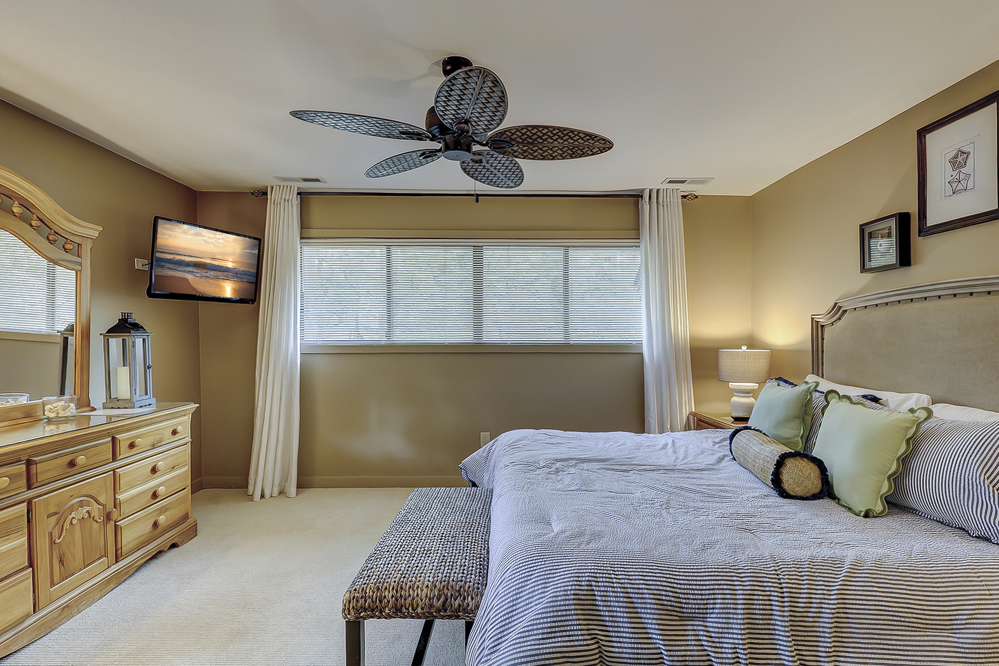 2nd Floor King Suite