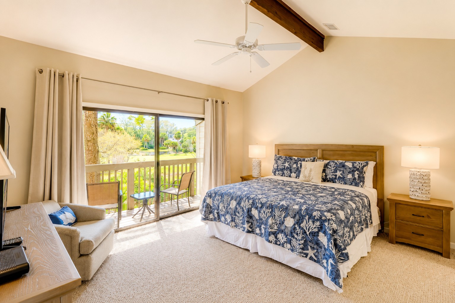 2nd Floor King Suite