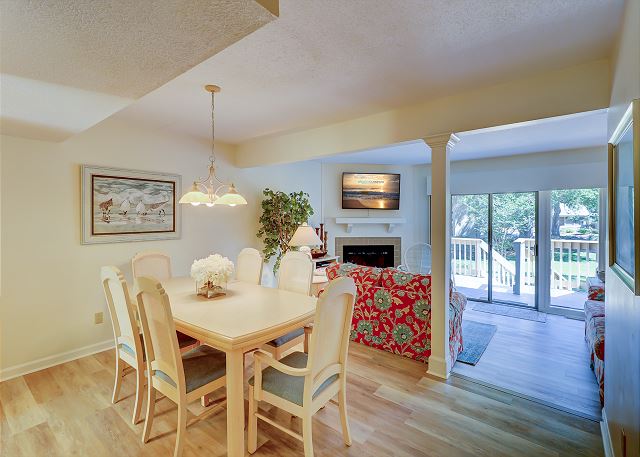 Dining/Living Area