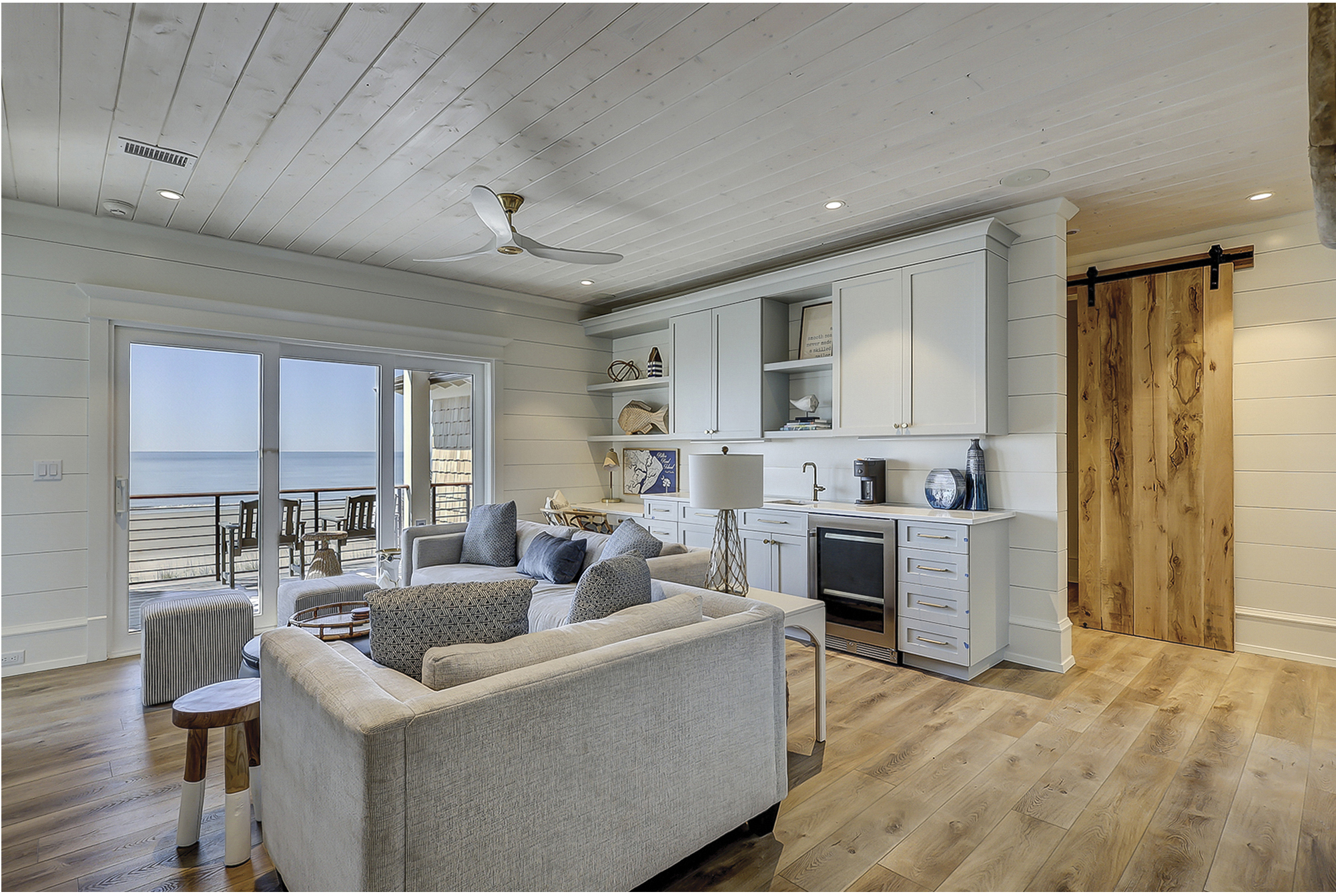 2nd Floor Living Area