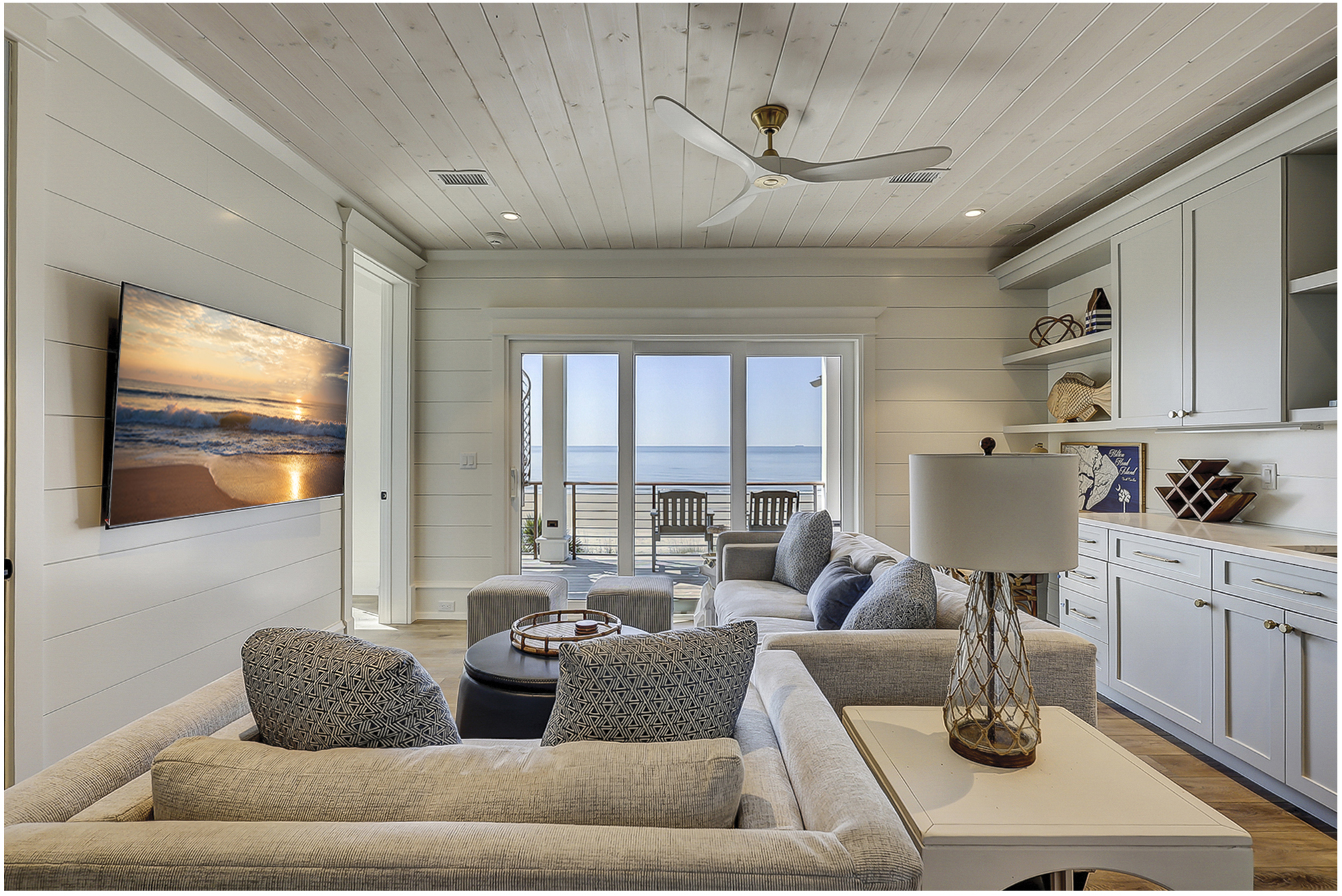 2nd Floor Living Area