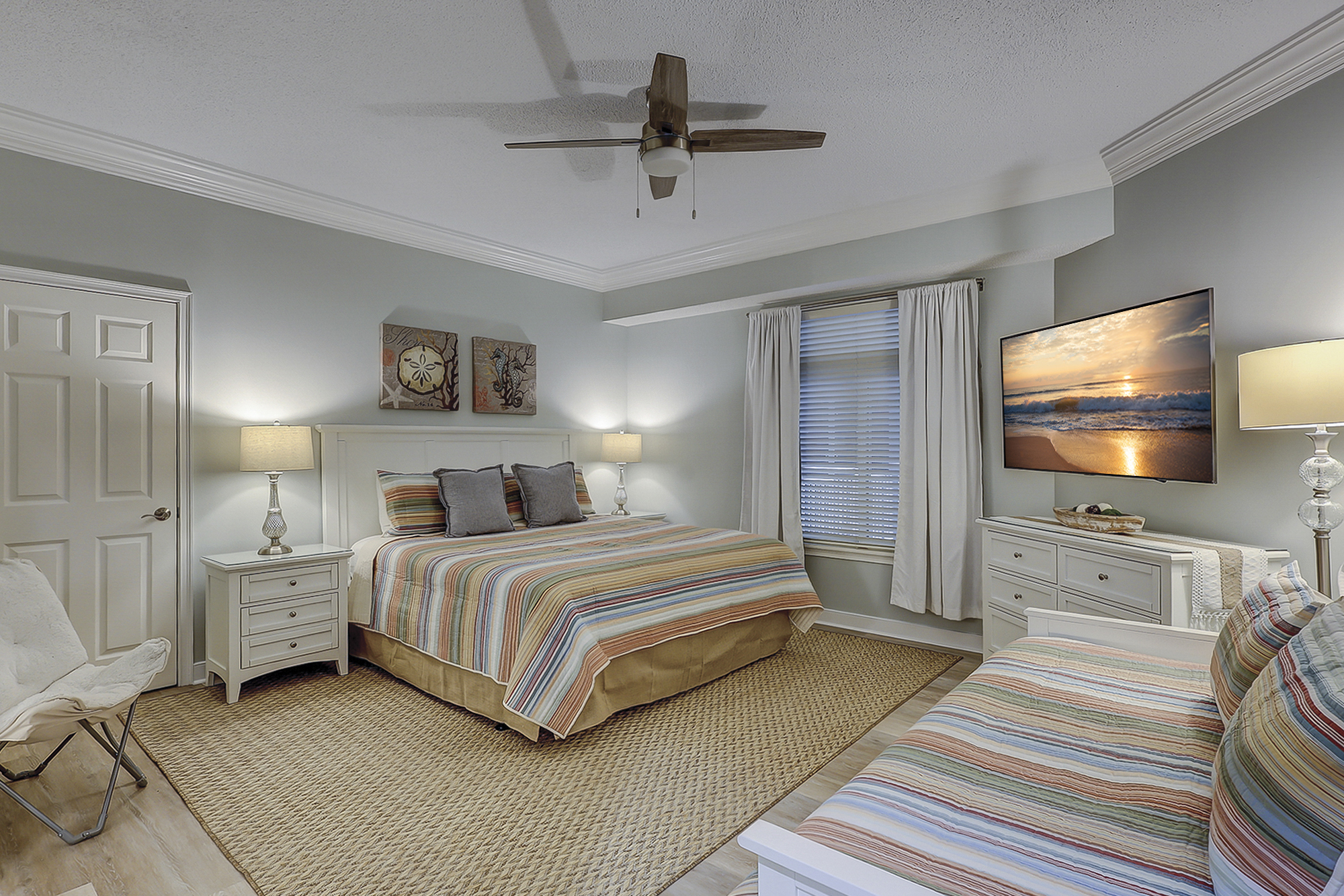 King Suite with Daybed and Trundle