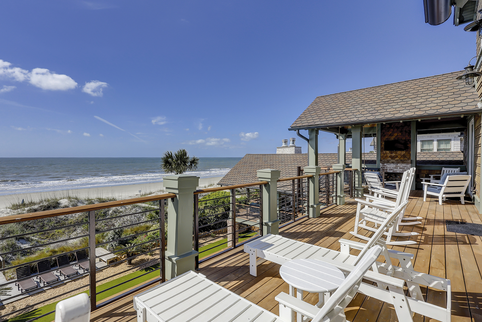 2nd Floor Living Area Patio