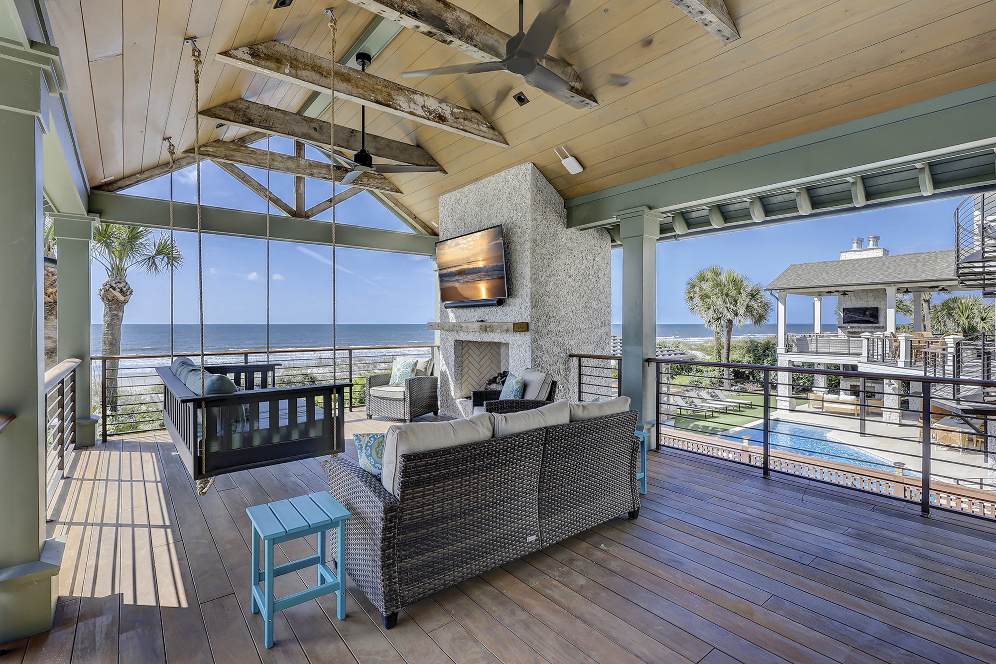 Main Floor Outdoor Living Area