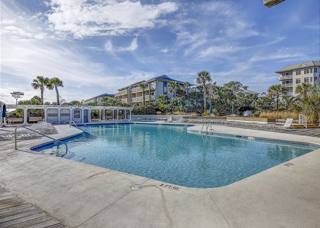 Oceanfront Pool