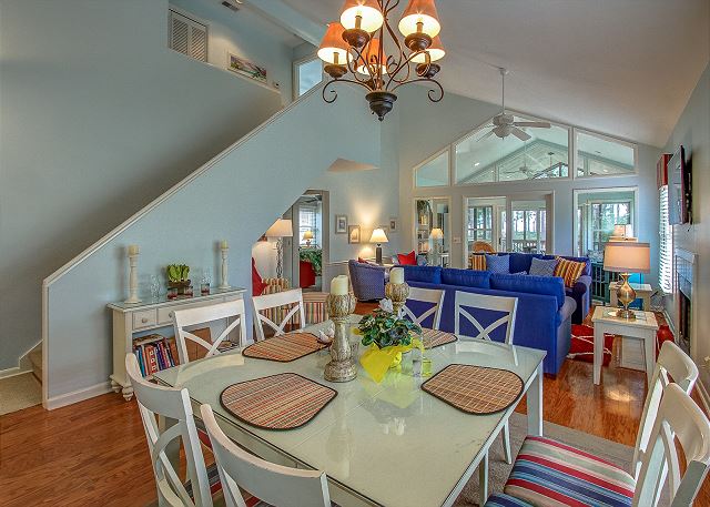 Dining/Living Area