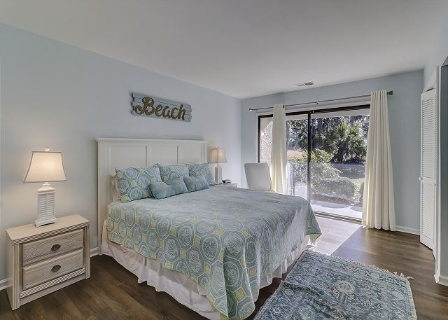 1st Floor King Suite