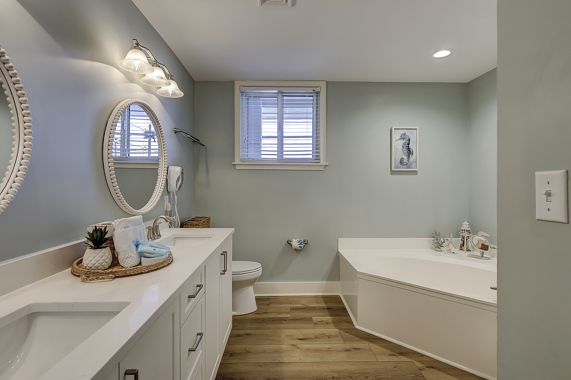 1502 SeaCrest | Photo 31