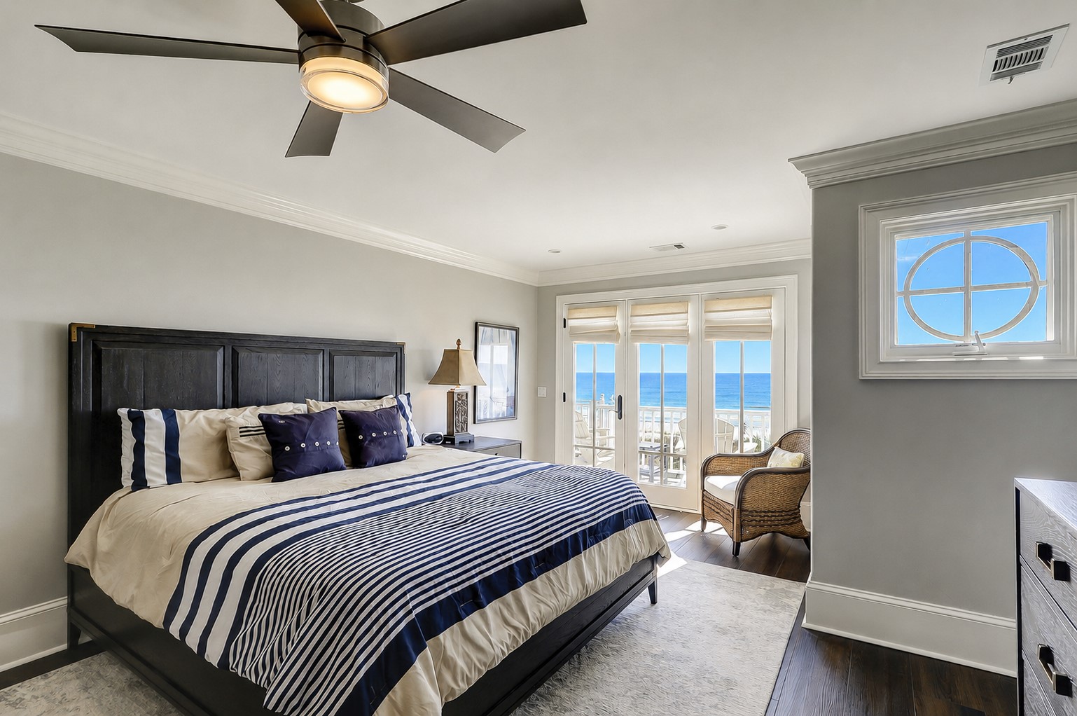 33 Dune - 2nd Floor Master King Suite