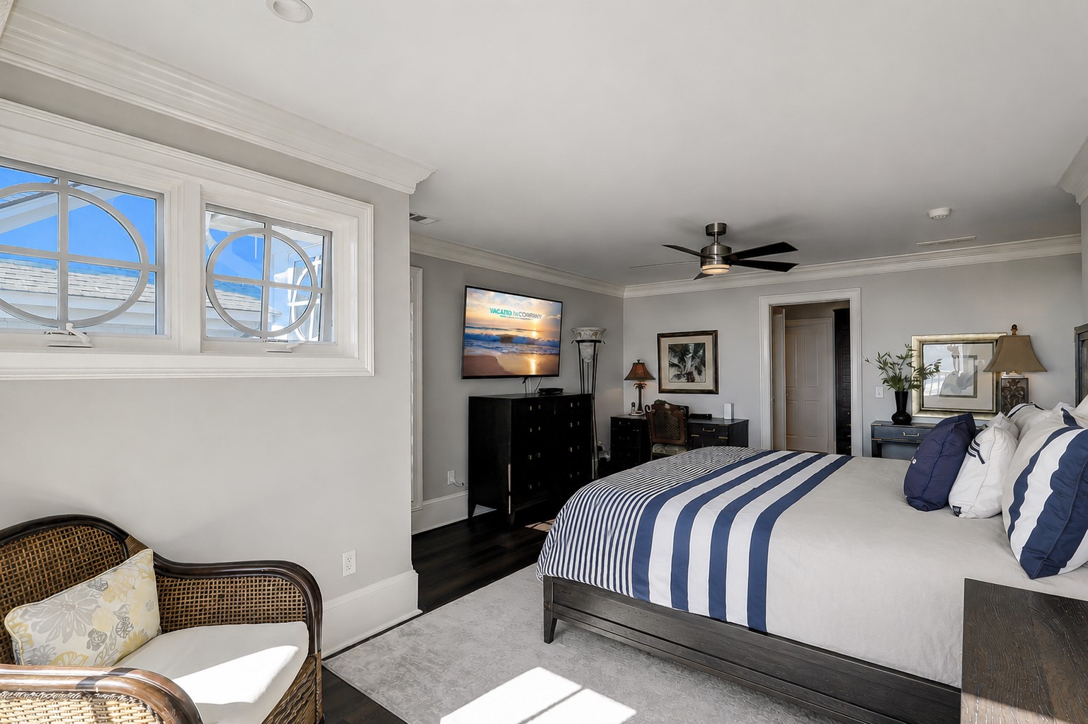33 Dune - 2nd Floor Master King Suite