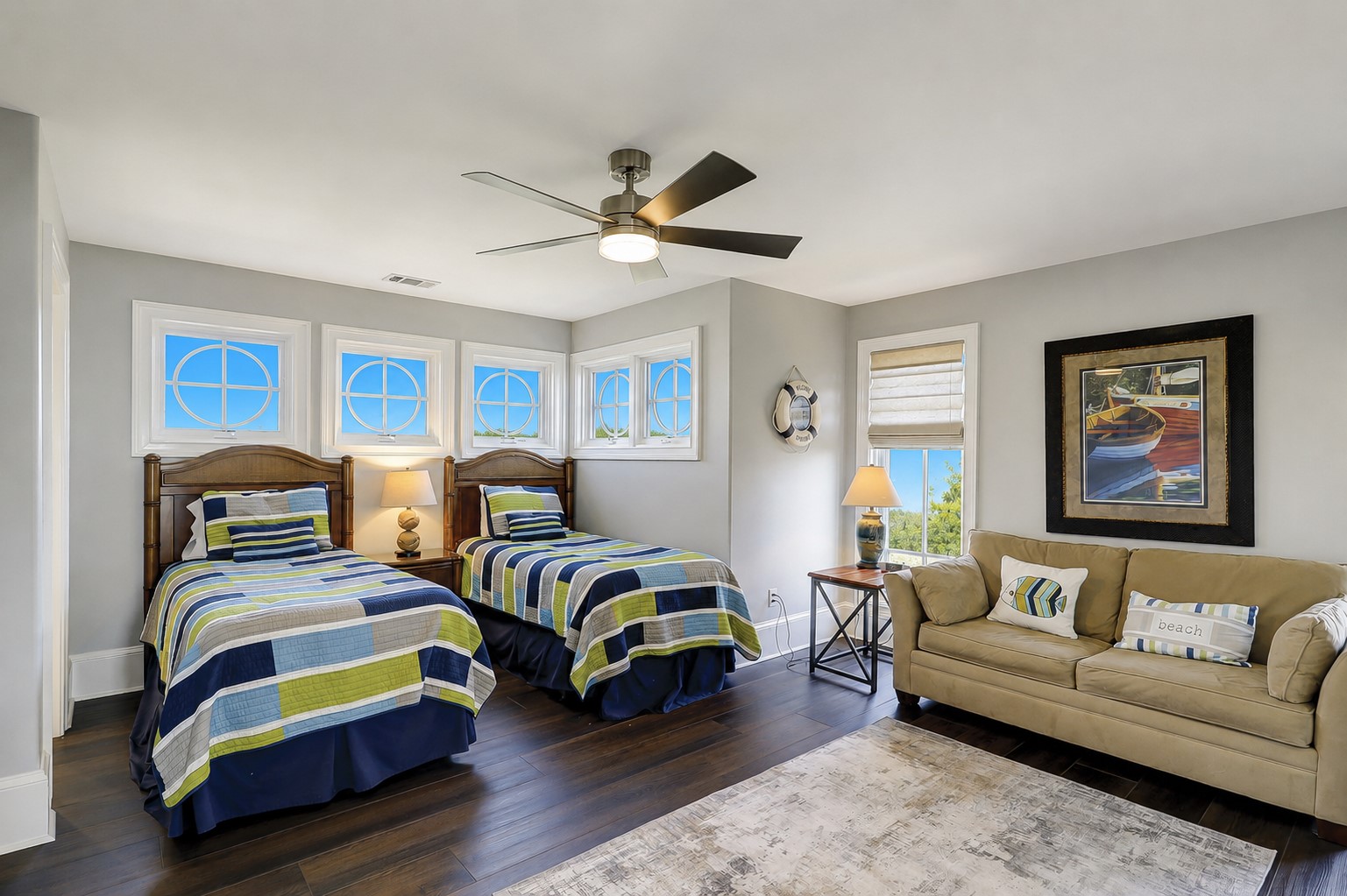 33 Dune - 2nd Floor Guest Suite - 2 Twins & 1 Double Sleeper Sof