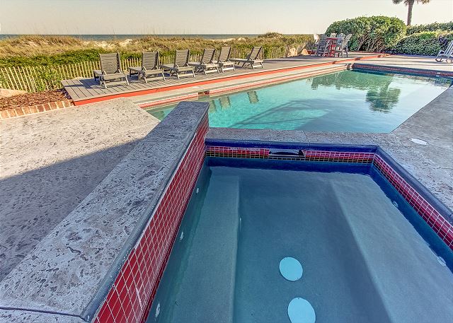 Spa & Pool Area