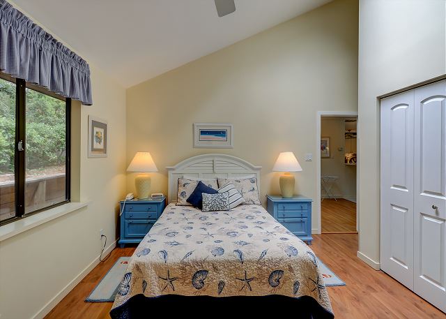 Queen Suite