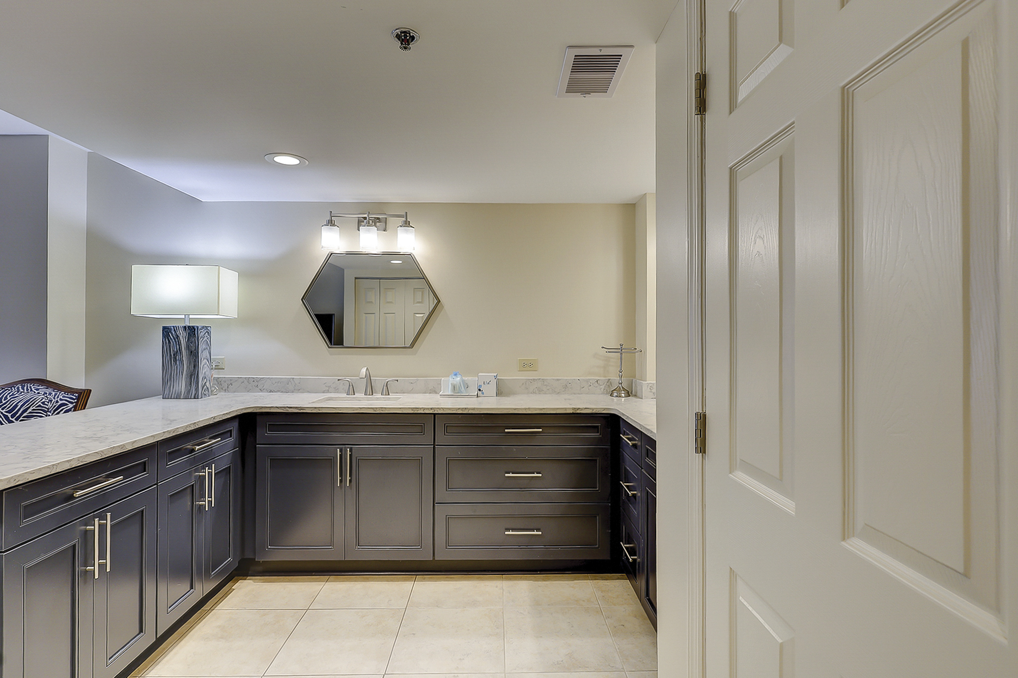 2213 Villamare | Photo 20